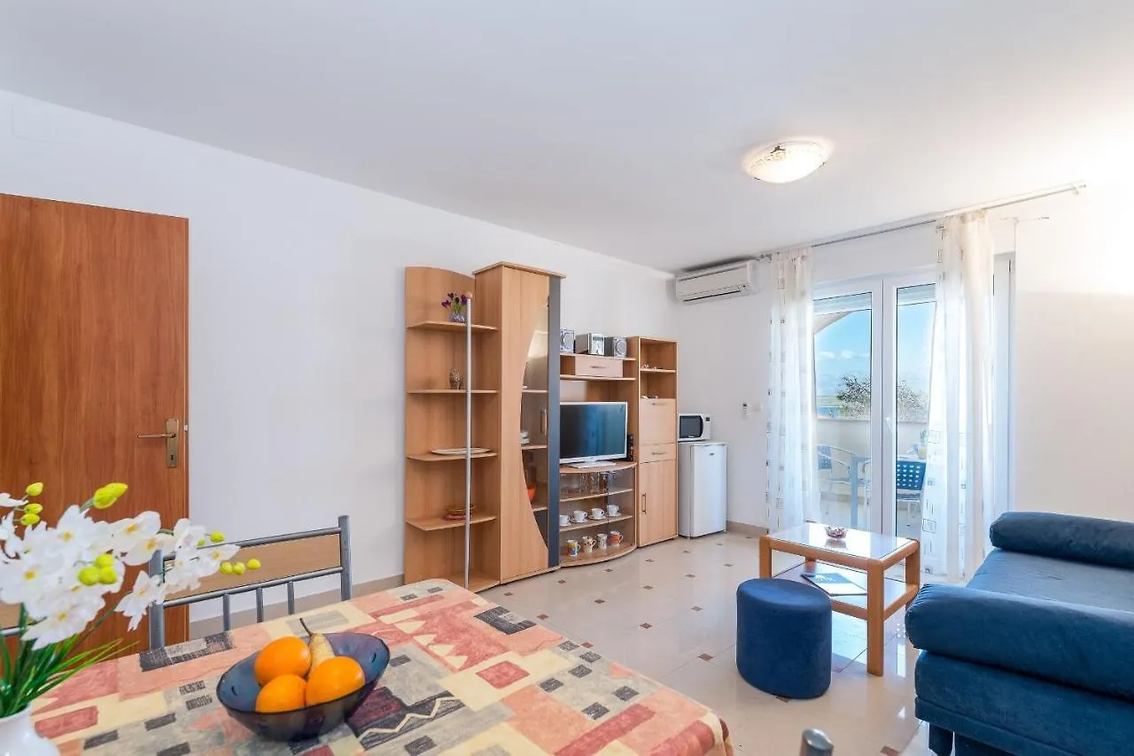 Apartments By The Sea Vir - 18603