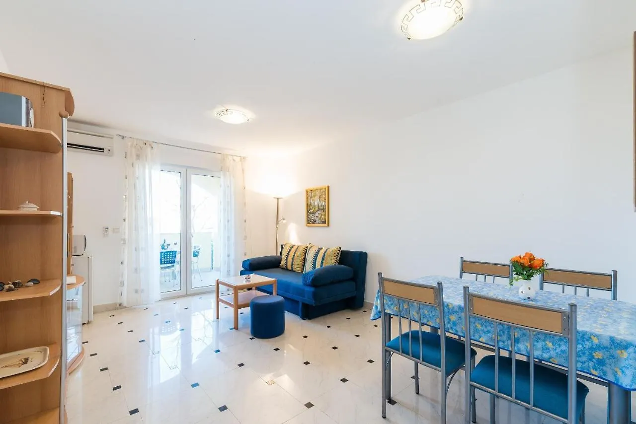 Apartments By The Sea Vir - 18603