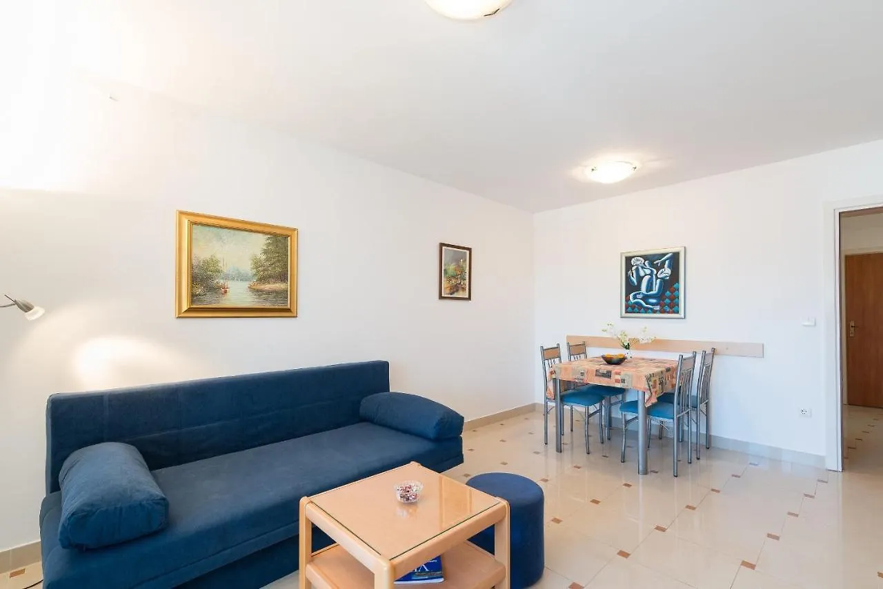 Apartments By The Sea Vir - 18603