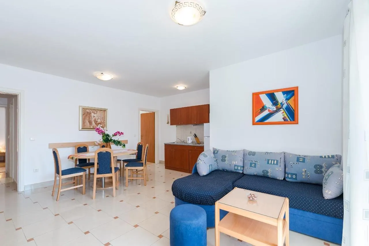 Apartments By The Sea Vir - 18603