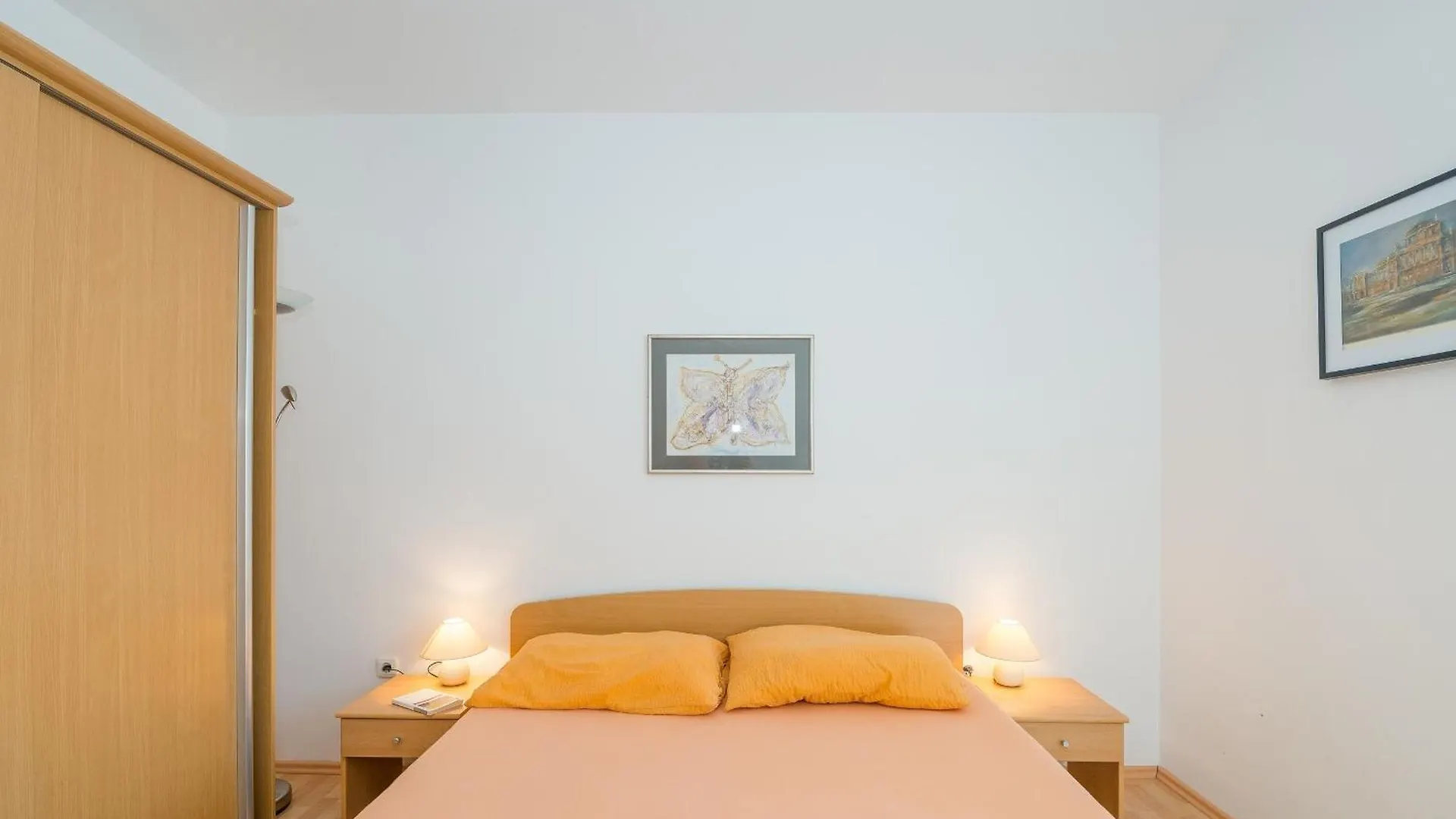 Apartments By The Sea Vir - 18603 Хорватия