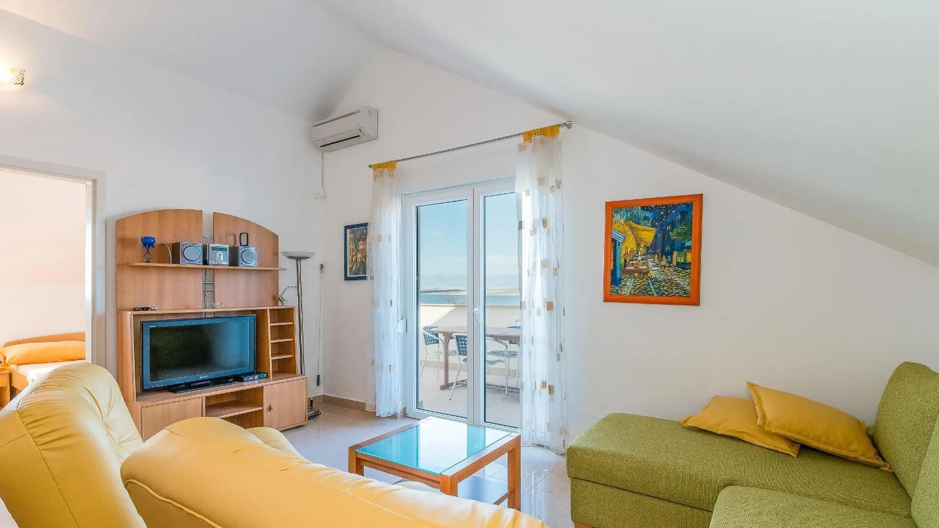Apartments By The Sea Vir - 18603